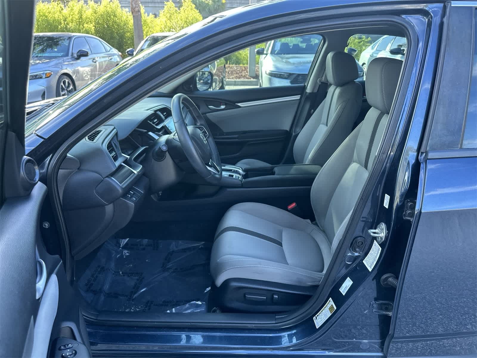 Thumbnail: 2019 Honda Civic - 2