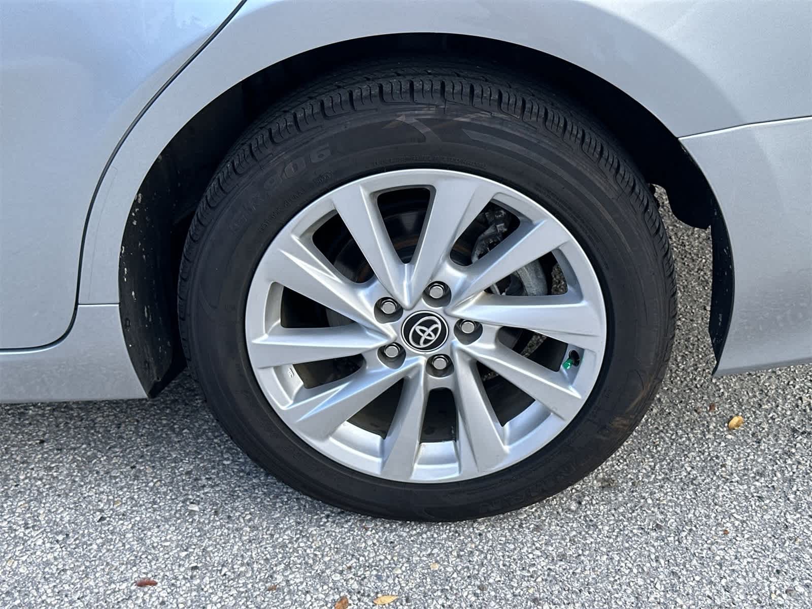 Thumbnail: 2024 Toyota Camry - 12