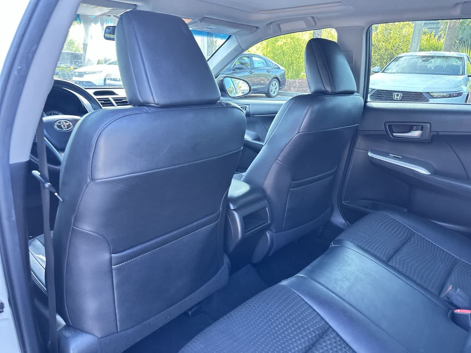 Thumbnail: 2013 Toyota Camry - 14