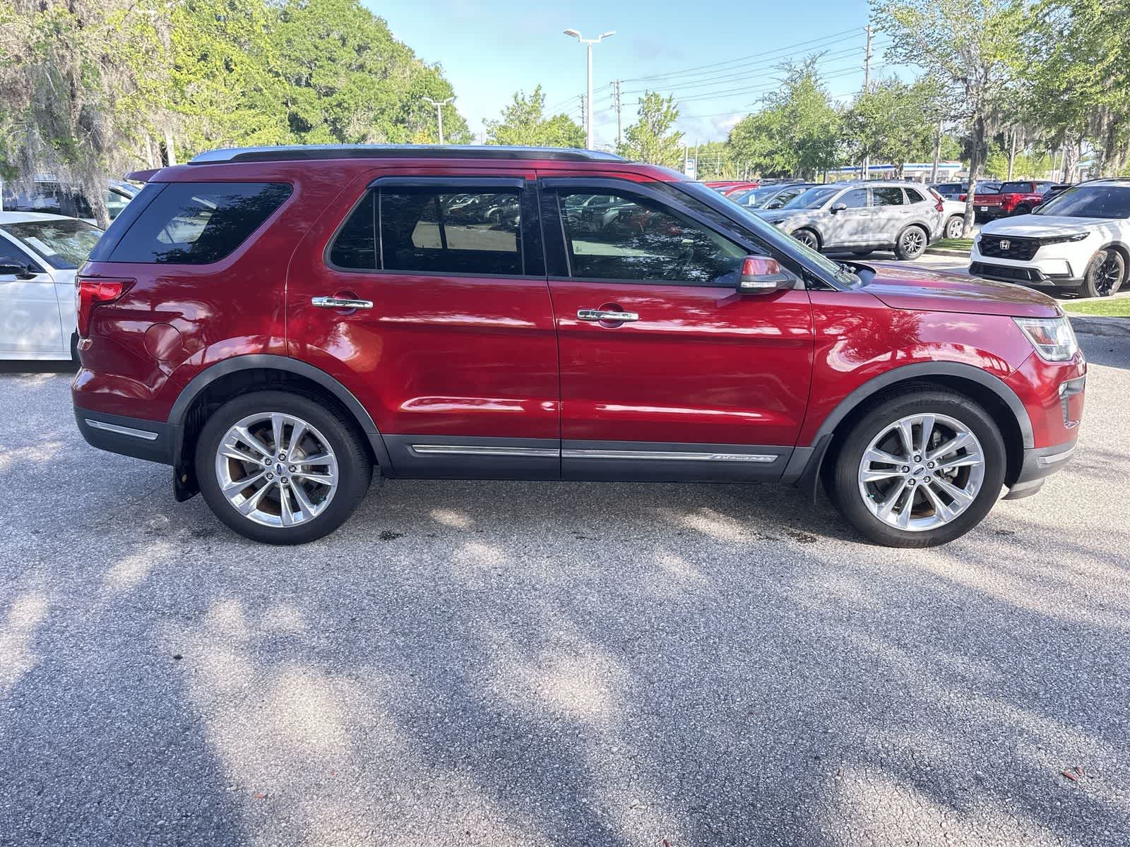 Thumbnail: 2018 Ford Explorer - 7