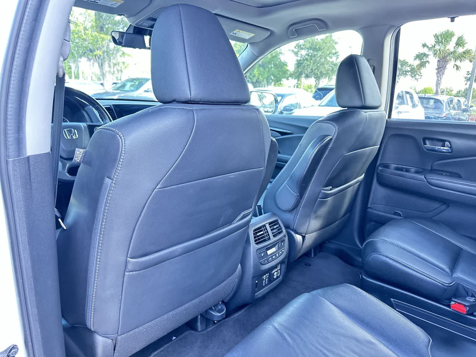 Thumbnail: 2022 Honda Pilot - 14