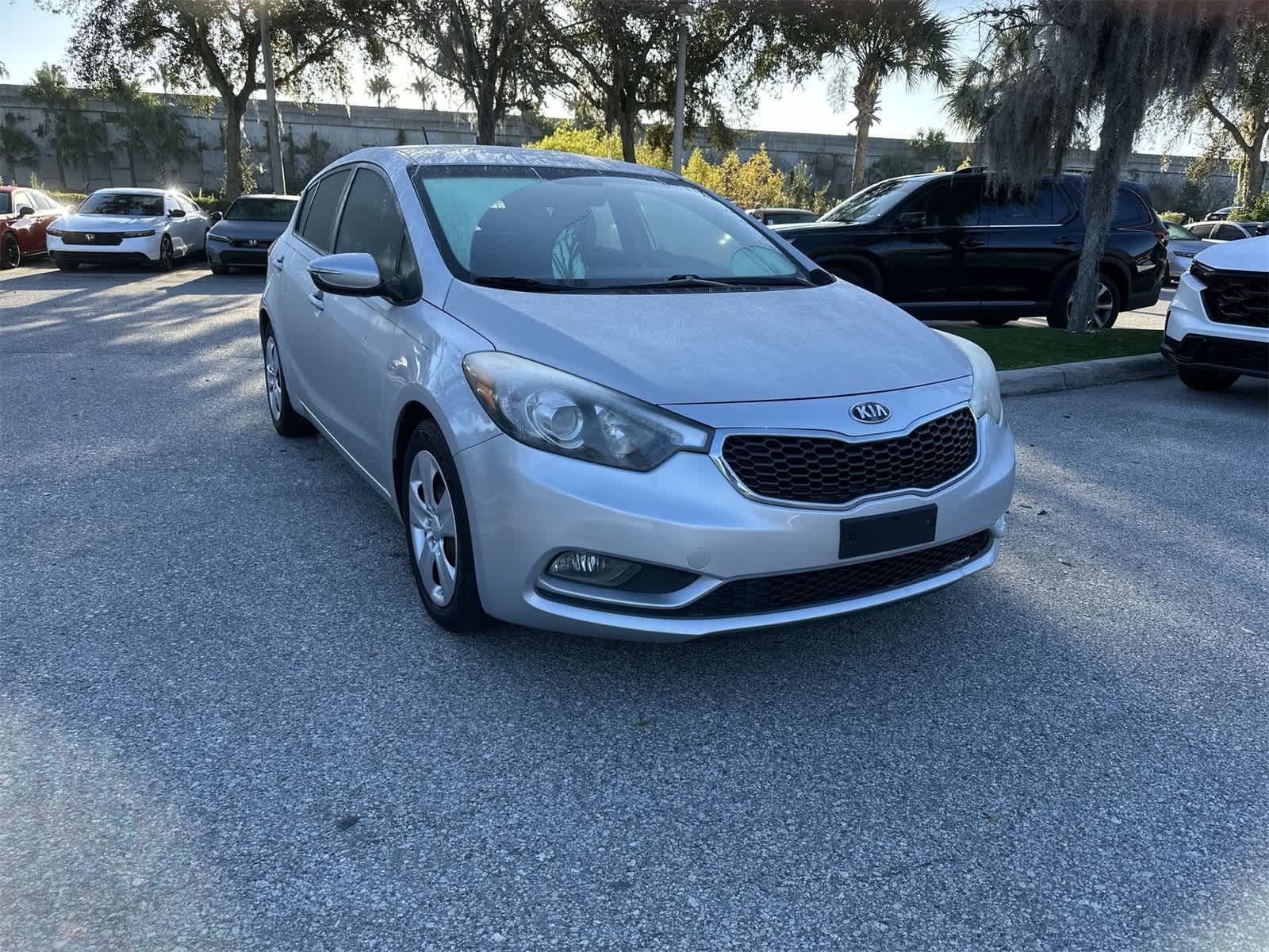 Thumbnail: 2016 Kia Forte - 8