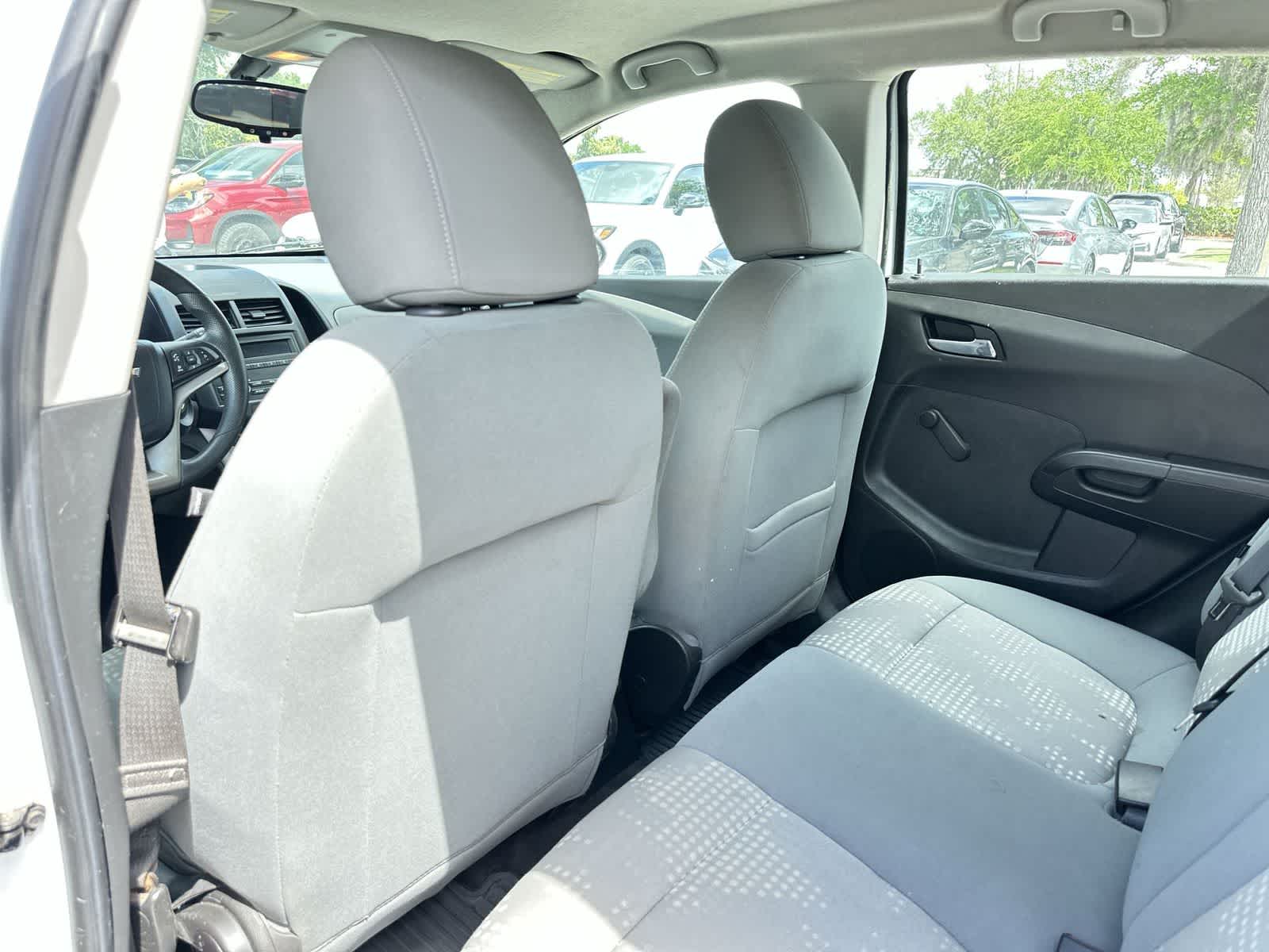 Thumbnail: 2014 Chevrolet Sonic - 14