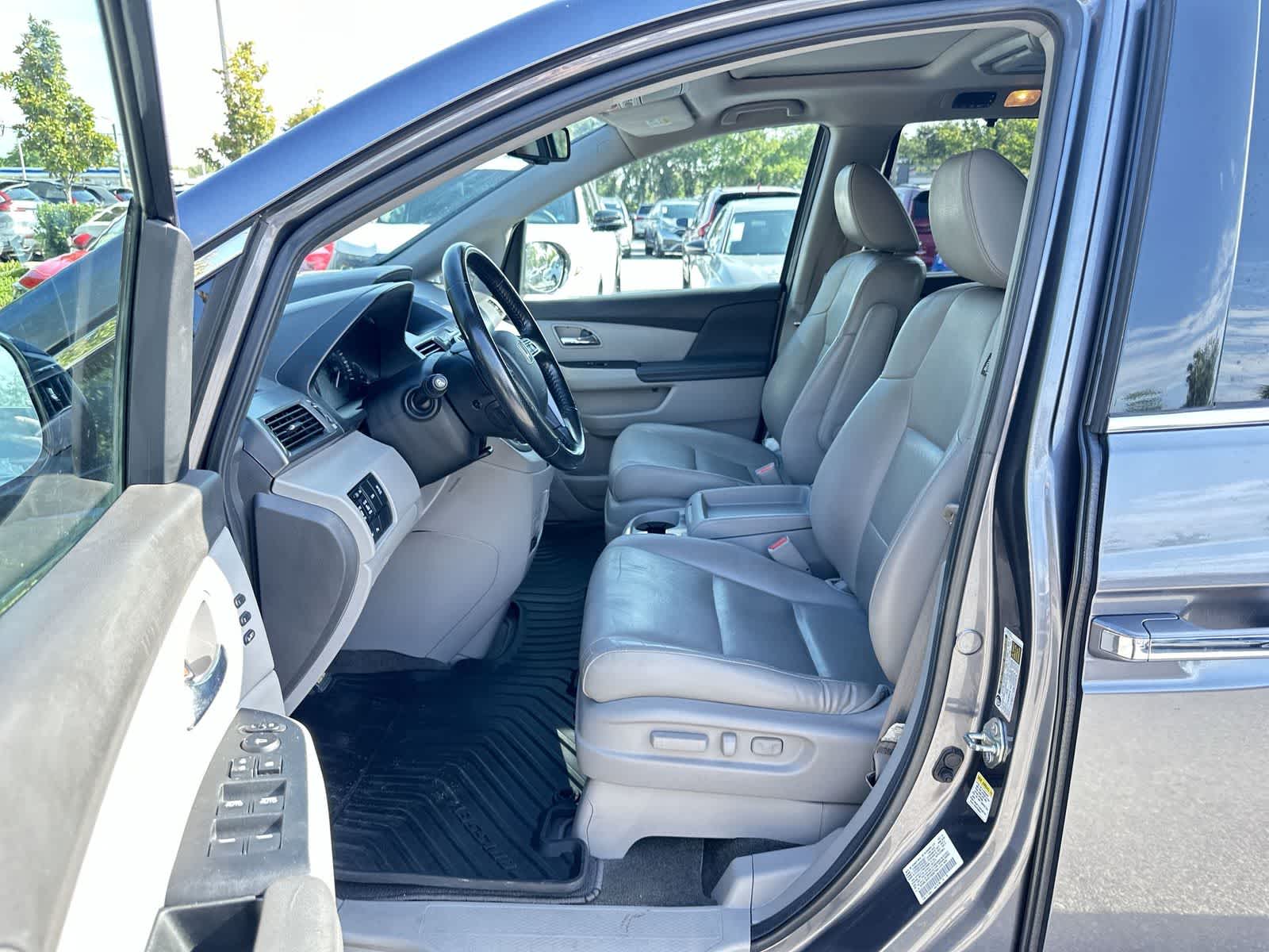 Thumbnail: 2014 Honda Odyssey - 2