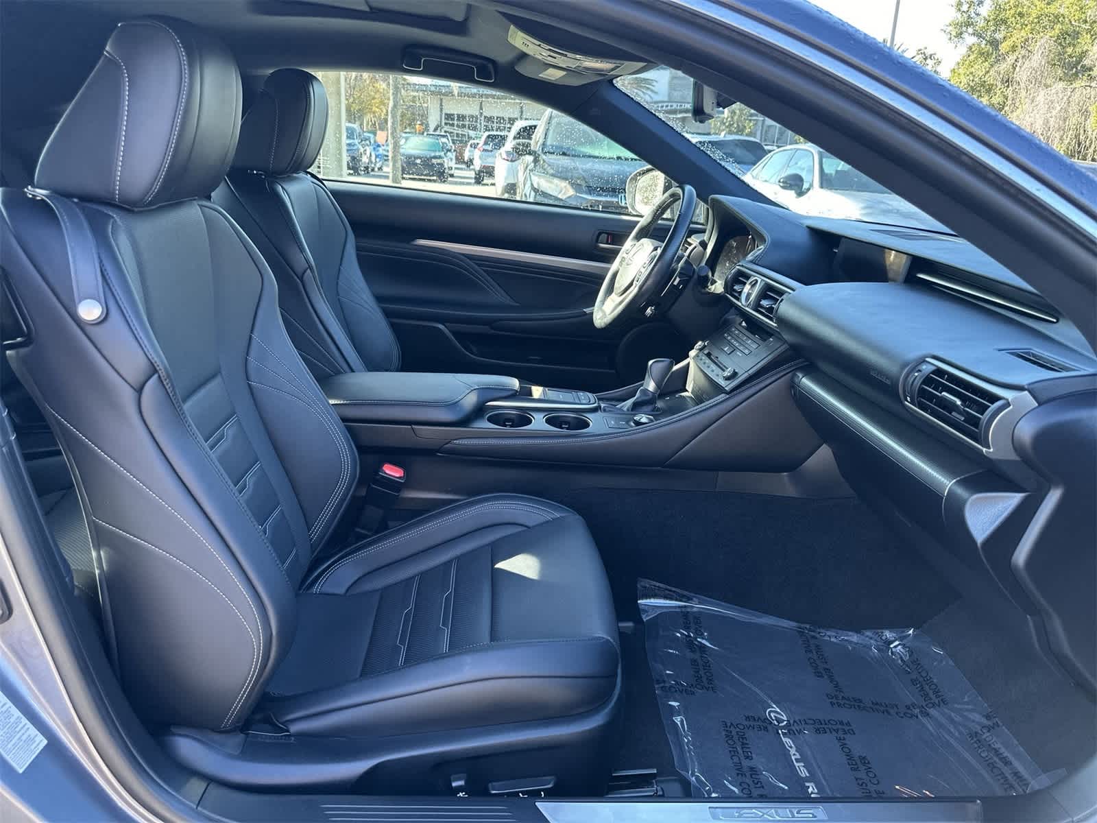 Thumbnail: 2016 Lexus RC - 16