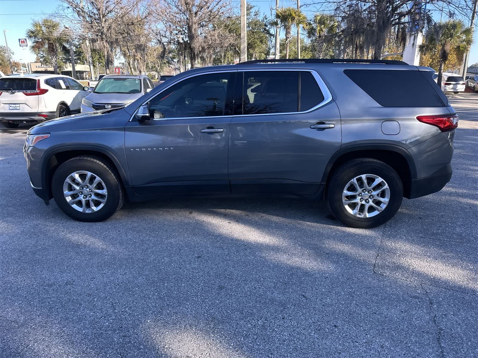 Thumbnail: 2020 Chevrolet Traverse - 3