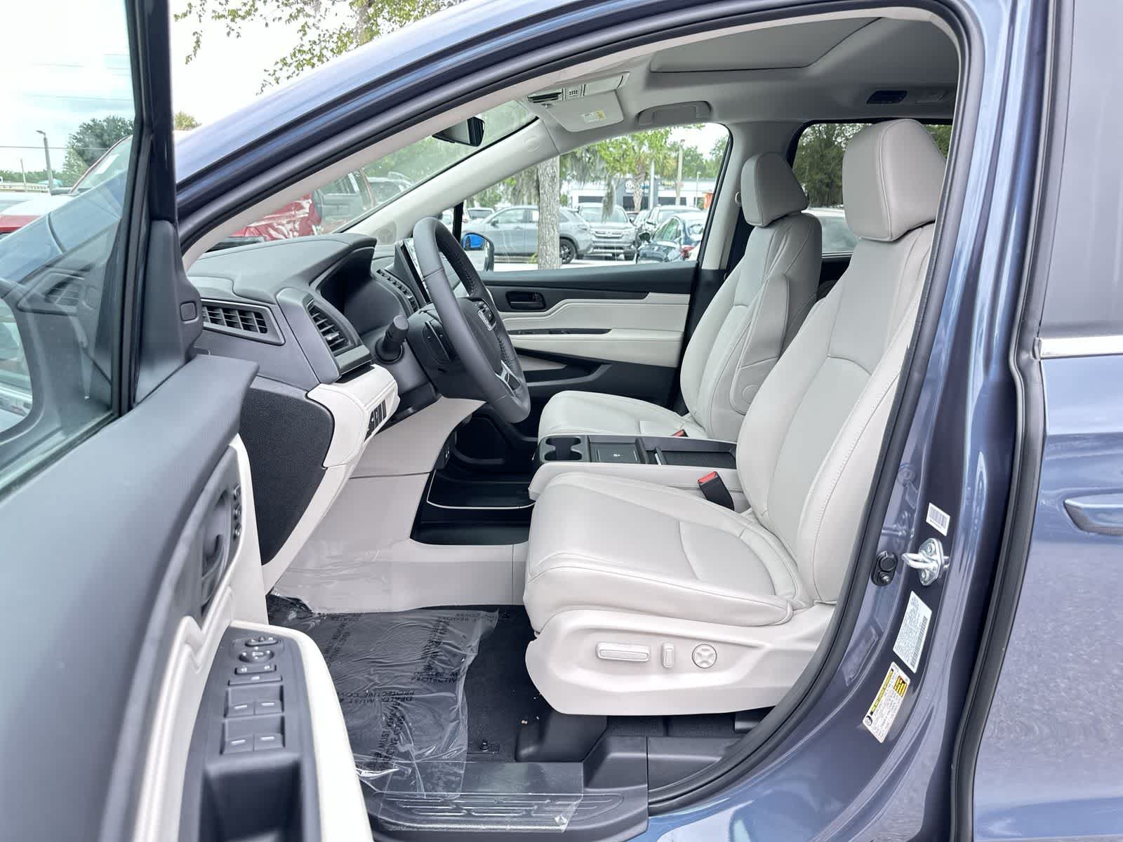 Thumbnail: 2026 Honda Odyssey - 2