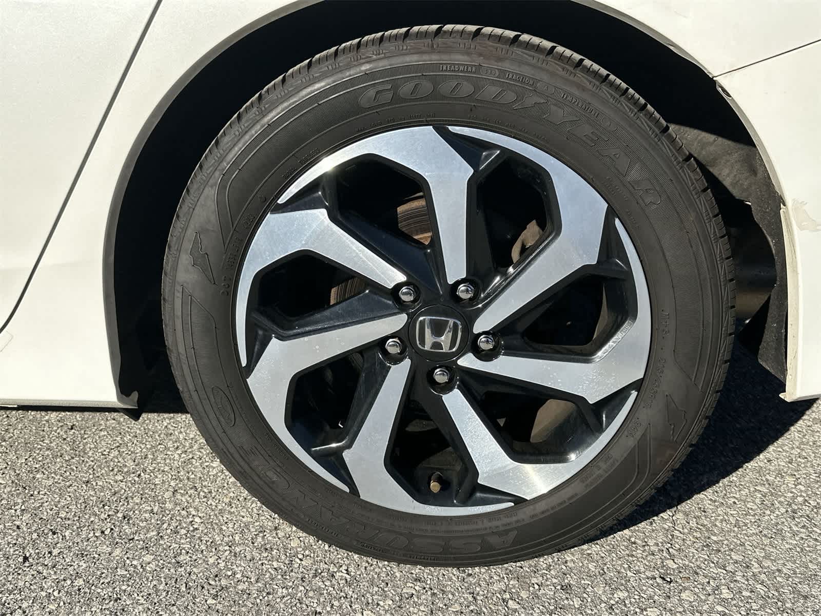 Thumbnail: 2016 Honda Accord - 12