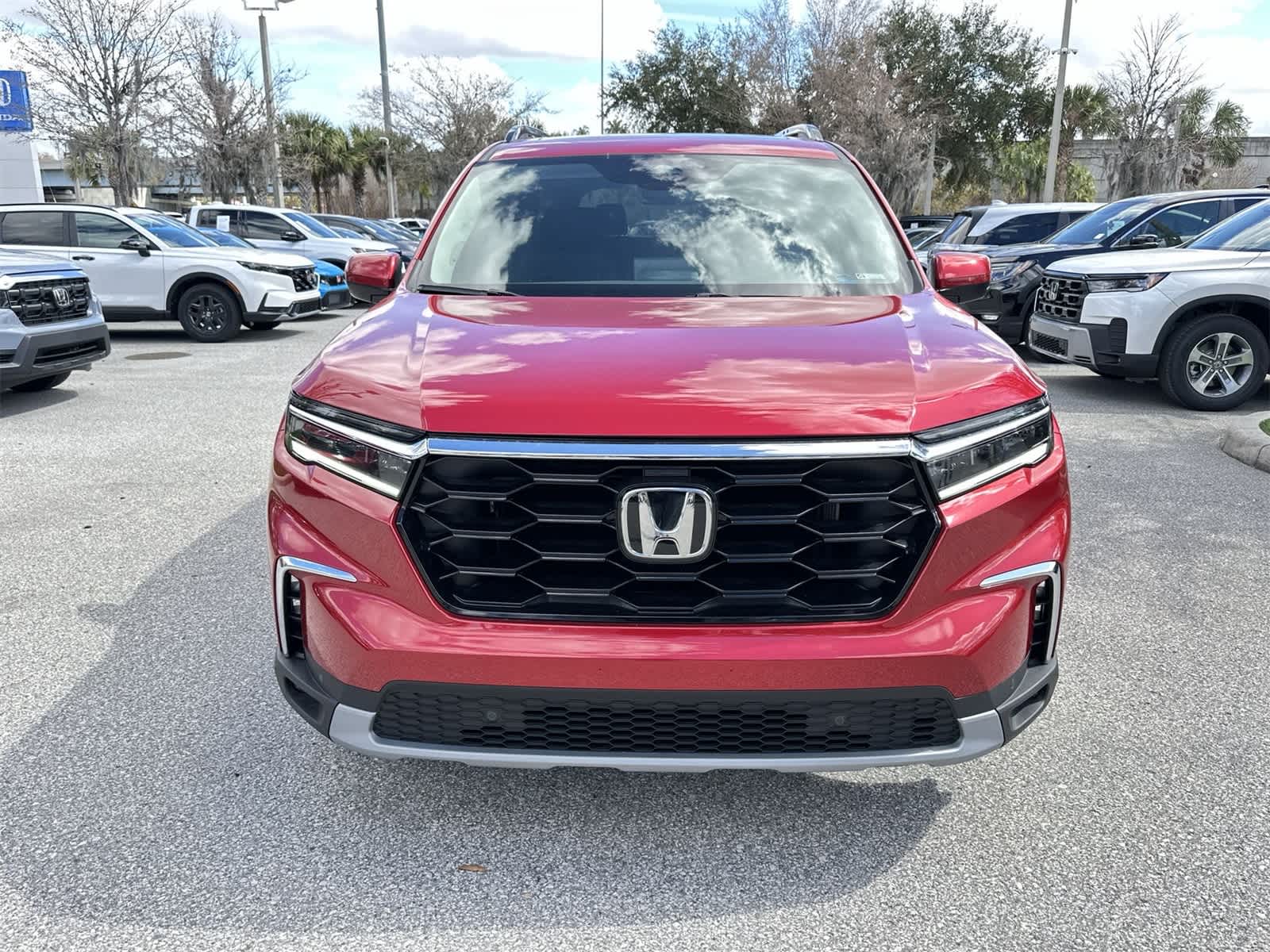 Thumbnail: 2025 Honda Pilot - 9