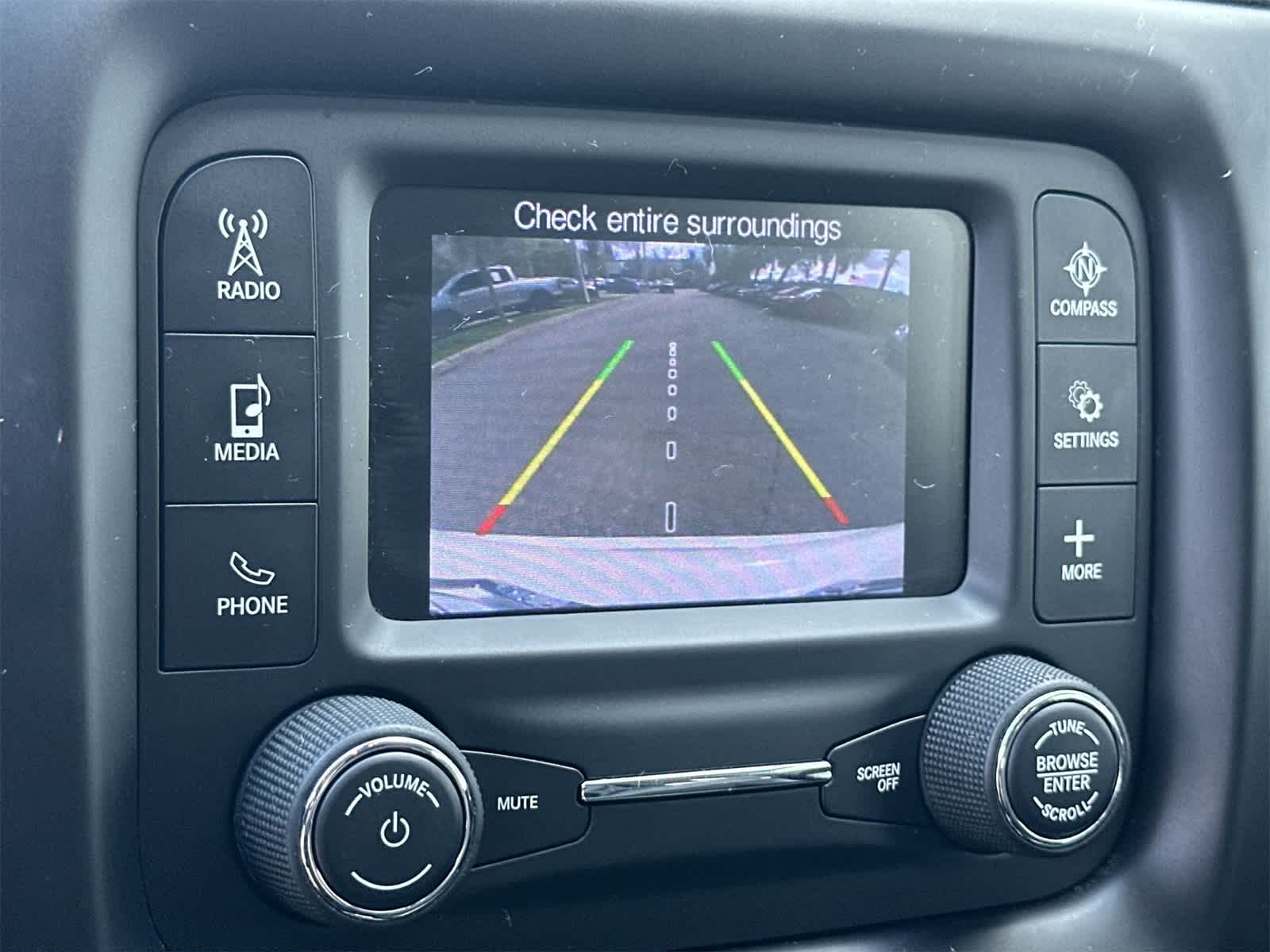 Thumbnail: 2018 Jeep Compass - 20