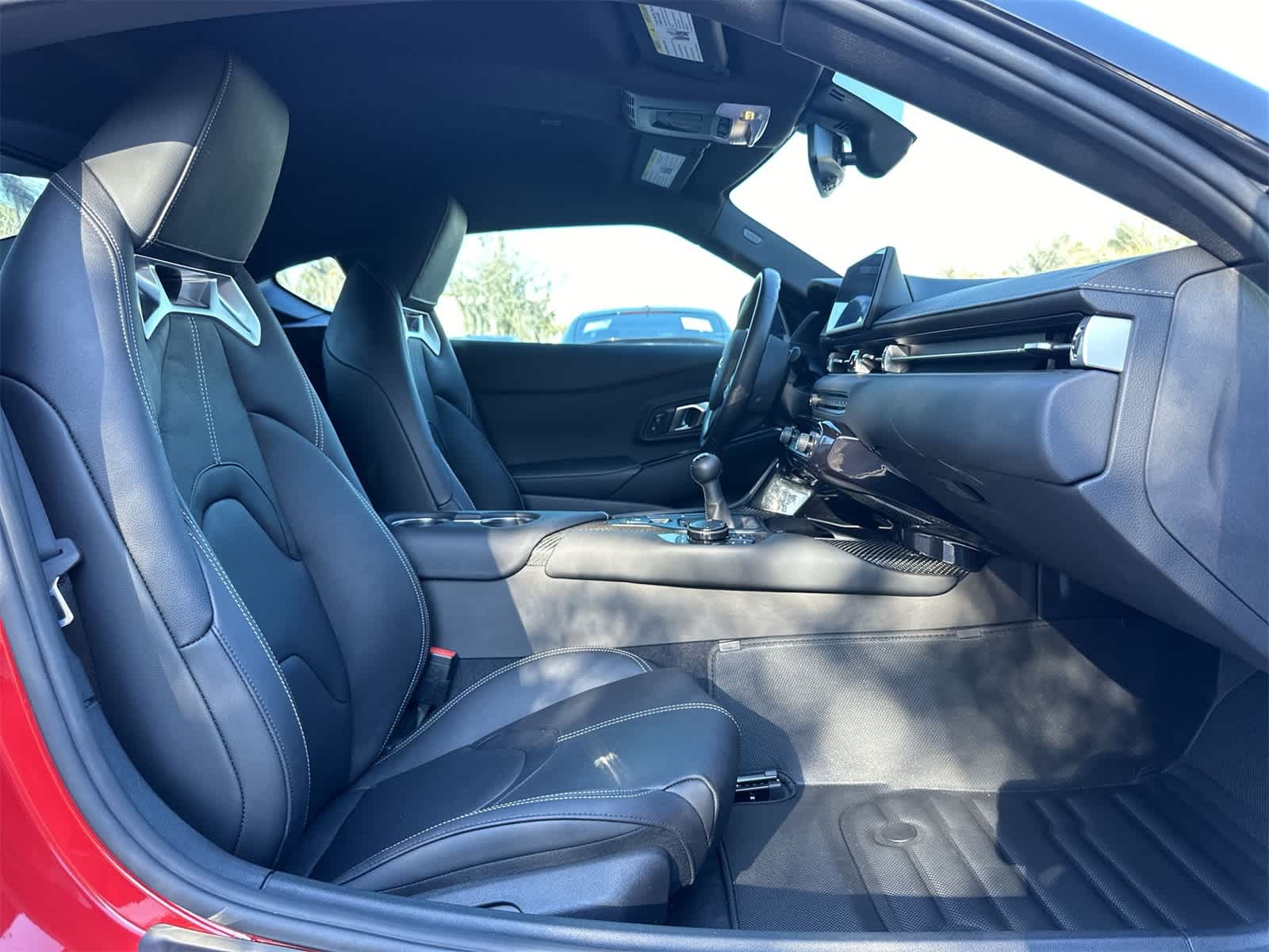 Thumbnail: 2025 Toyota GR Supra - 14