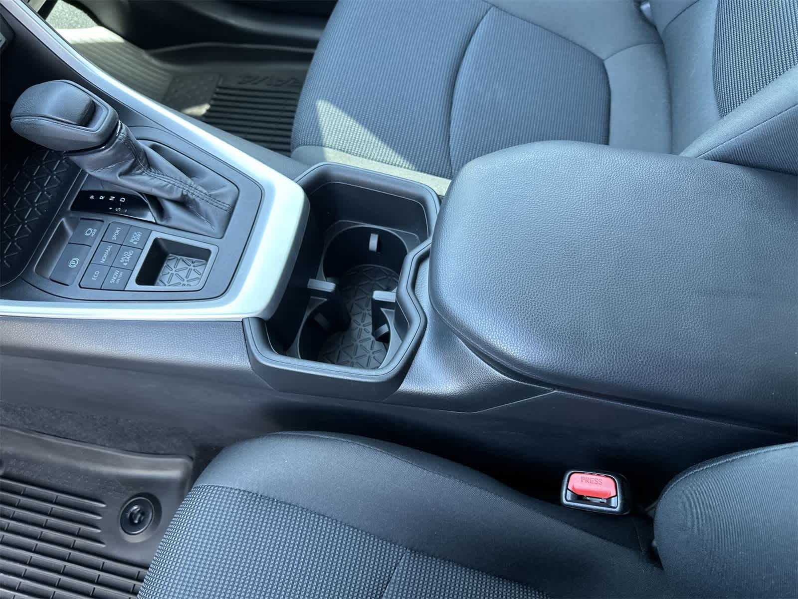 Thumbnail: 2024 Toyota RAV4 - 19