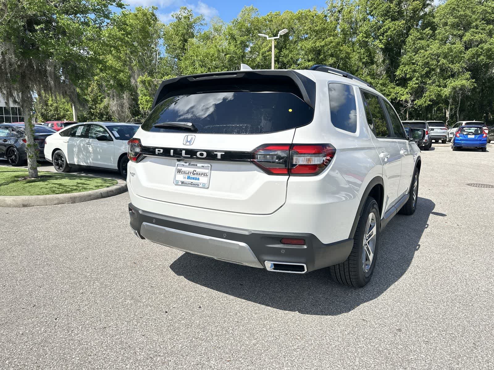 Thumbnail: 2026 Honda Pilot - 6