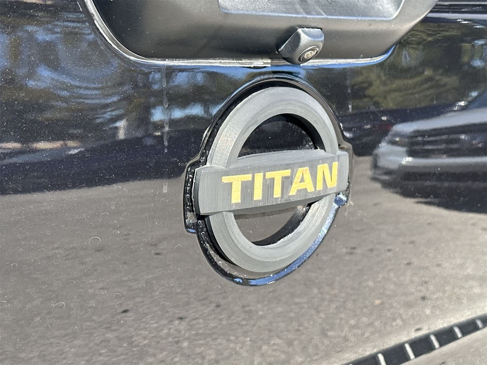 Thumbnail: 2018 Nissan Titan - 10