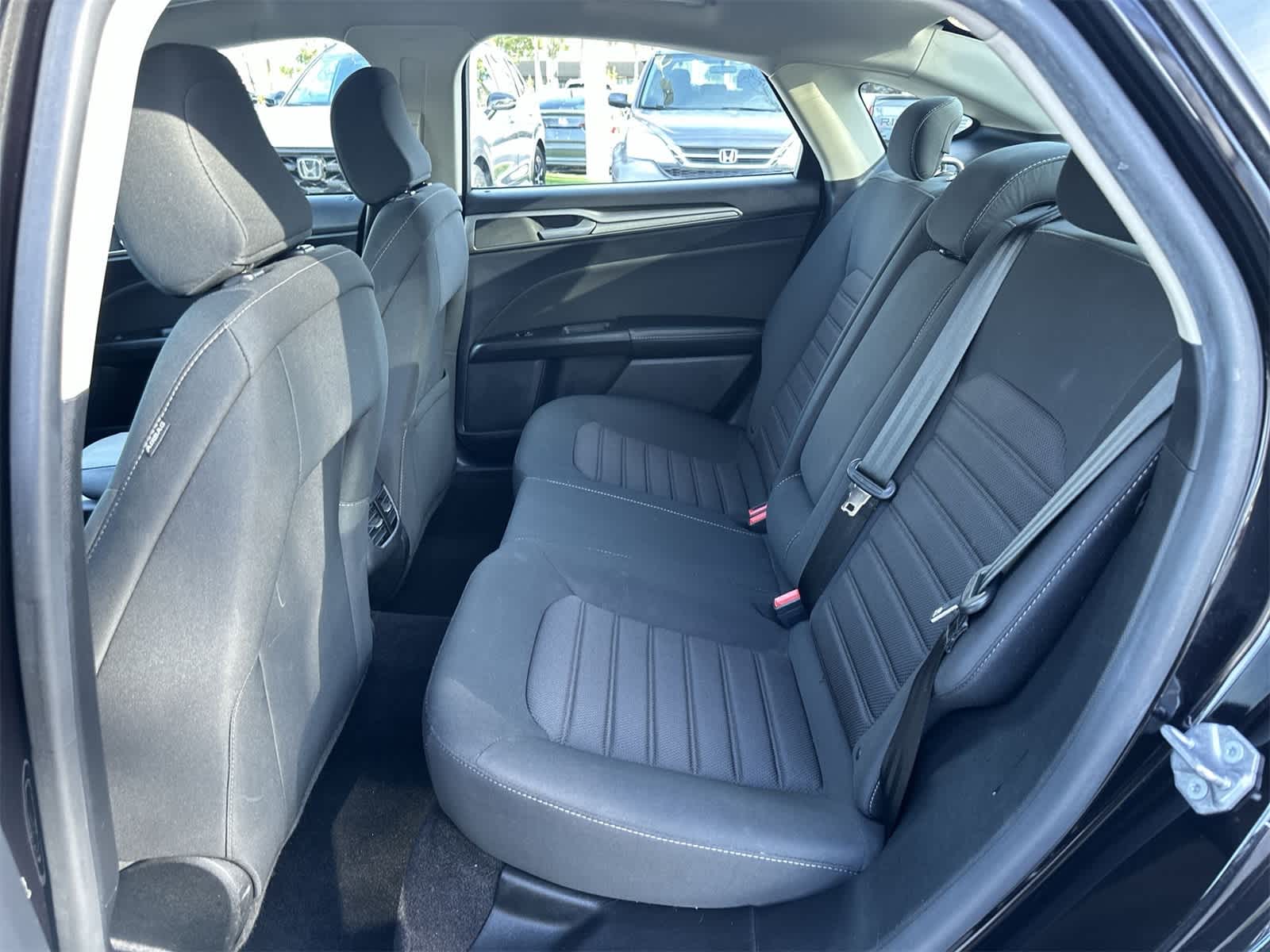 Thumbnail: 2020 Ford Fusion - 15