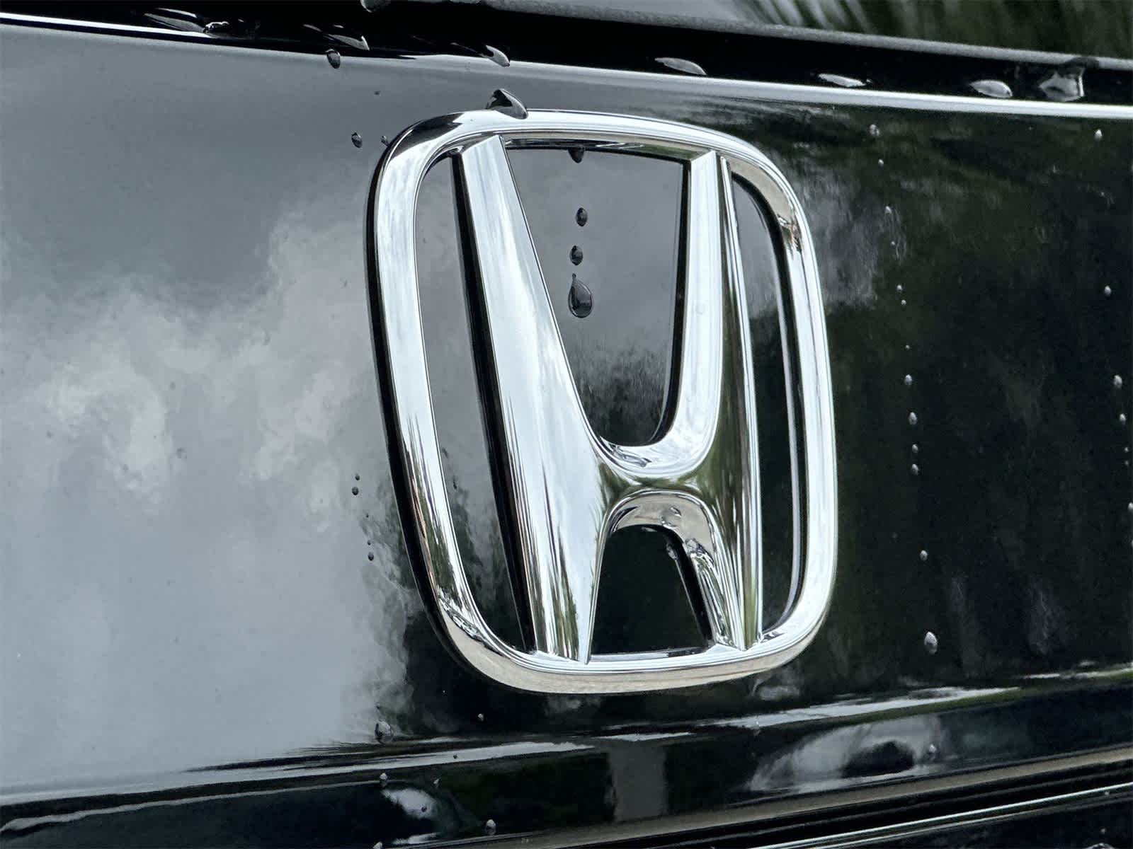 Thumbnail: 2025 Honda Pilot - 10