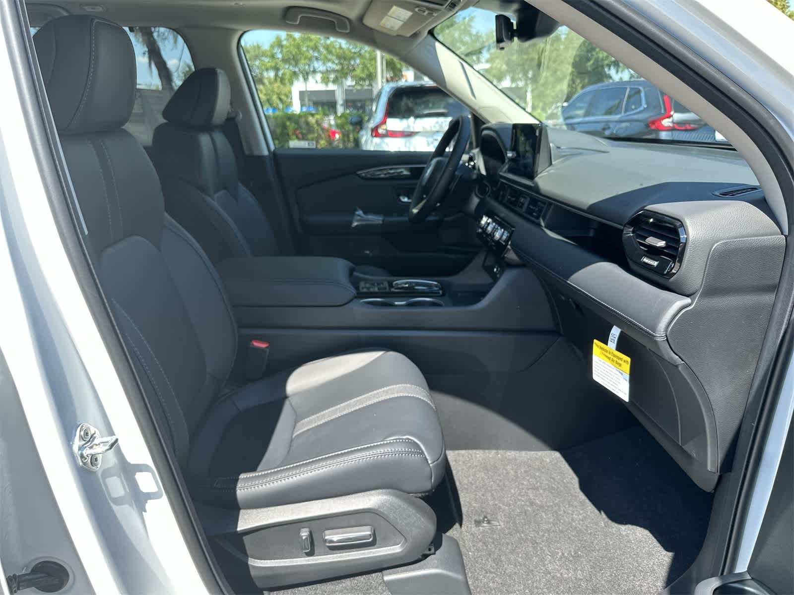 Thumbnail: 2025 Honda Pilot - 17