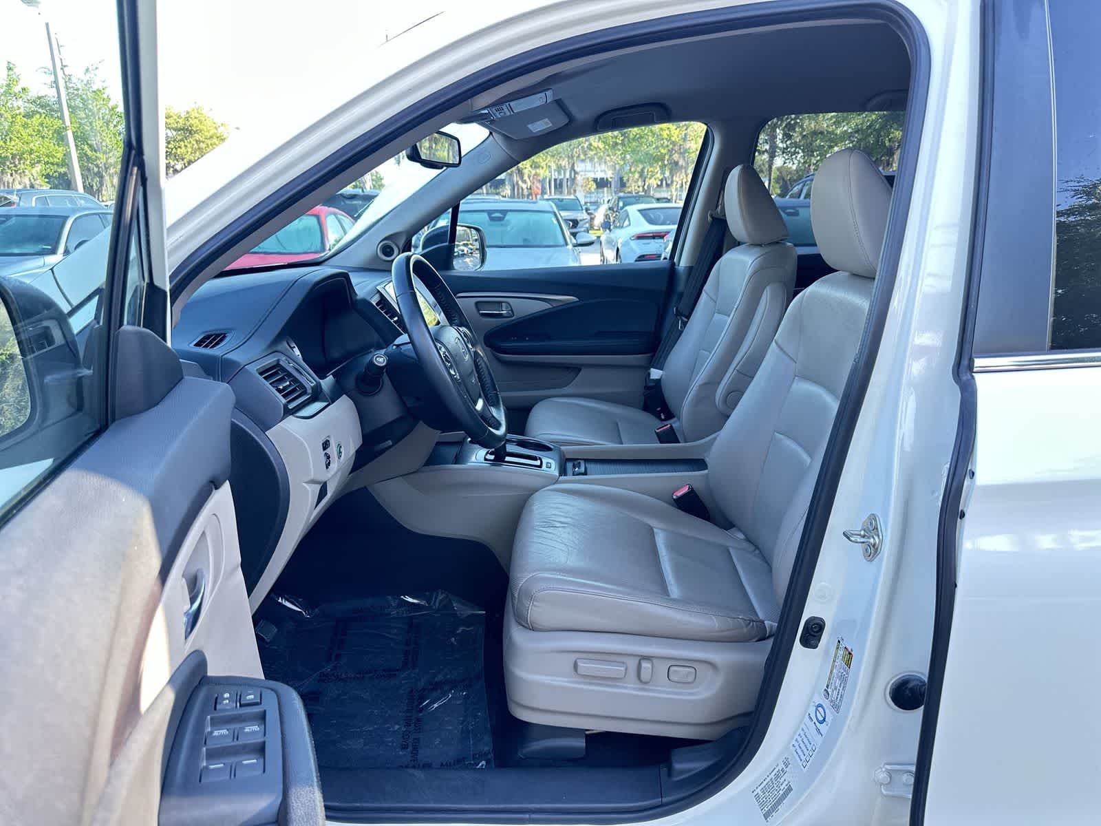 Thumbnail: 2017 Honda Ridgeline - 2