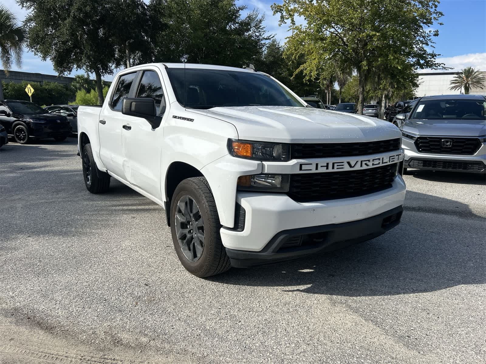 Thumbnail: 2020 Chevrolet Silverado 1500 - 8