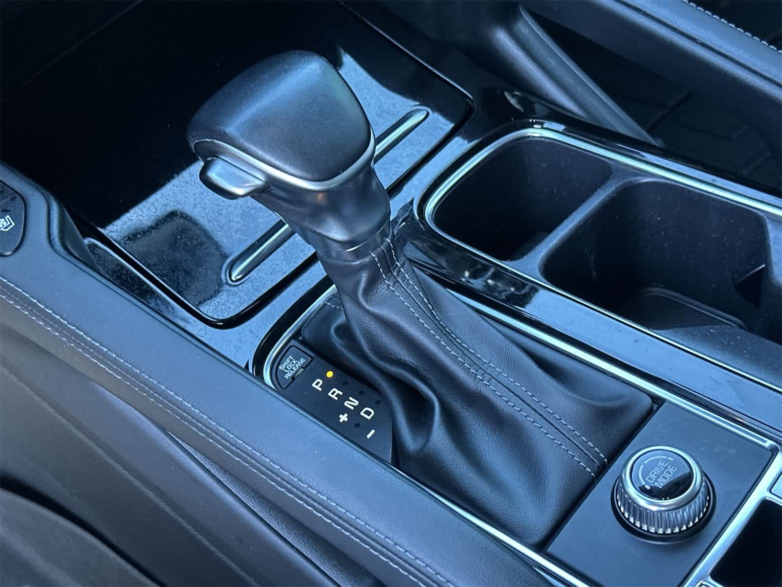 Thumbnail: 2021 Kia Telluride - 21