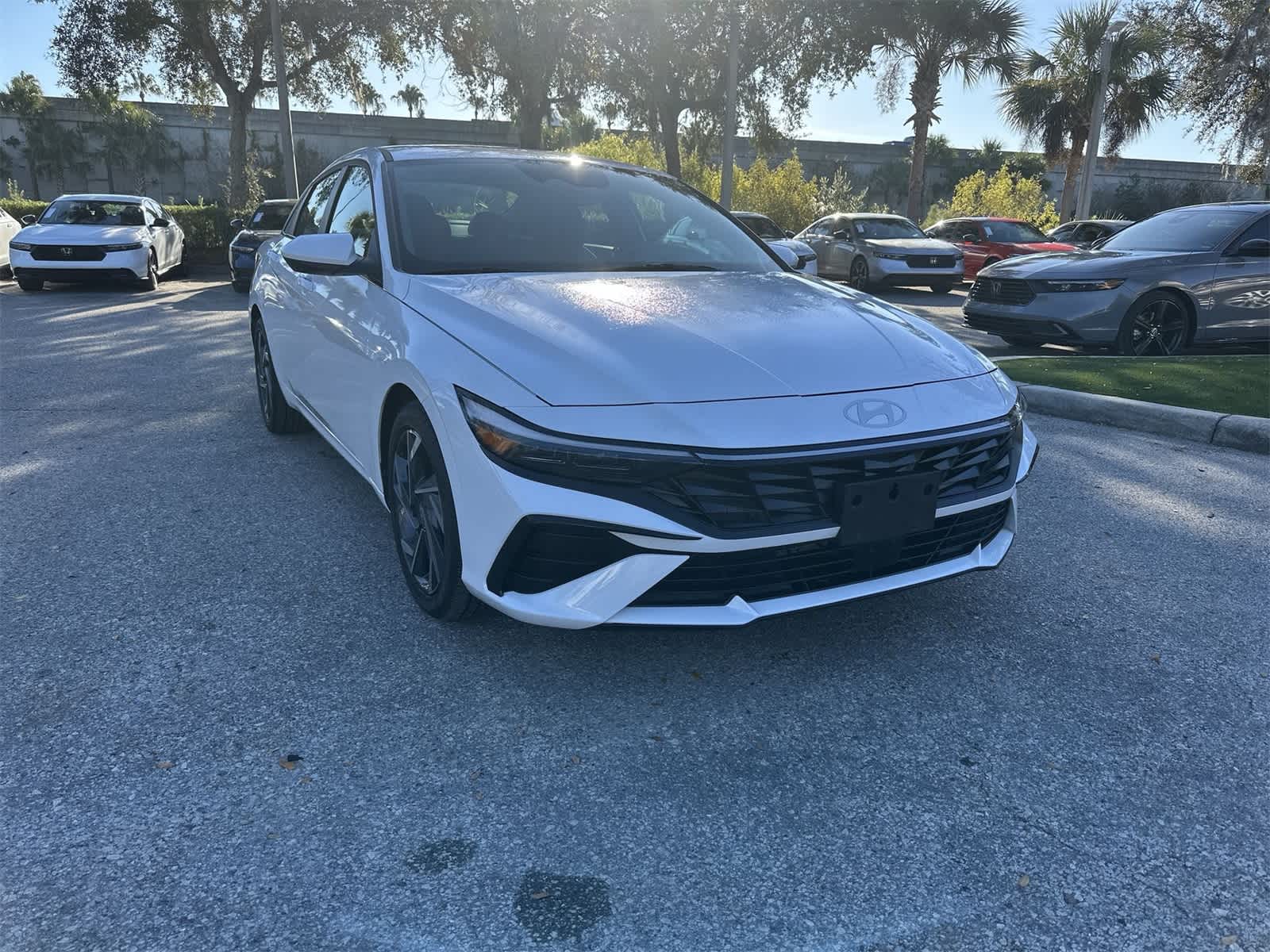 Thumbnail: 2025 Hyundai Elantra - 8