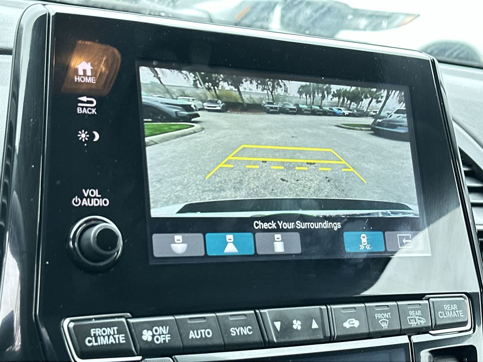 Thumbnail: 2023 Honda Odyssey - 20