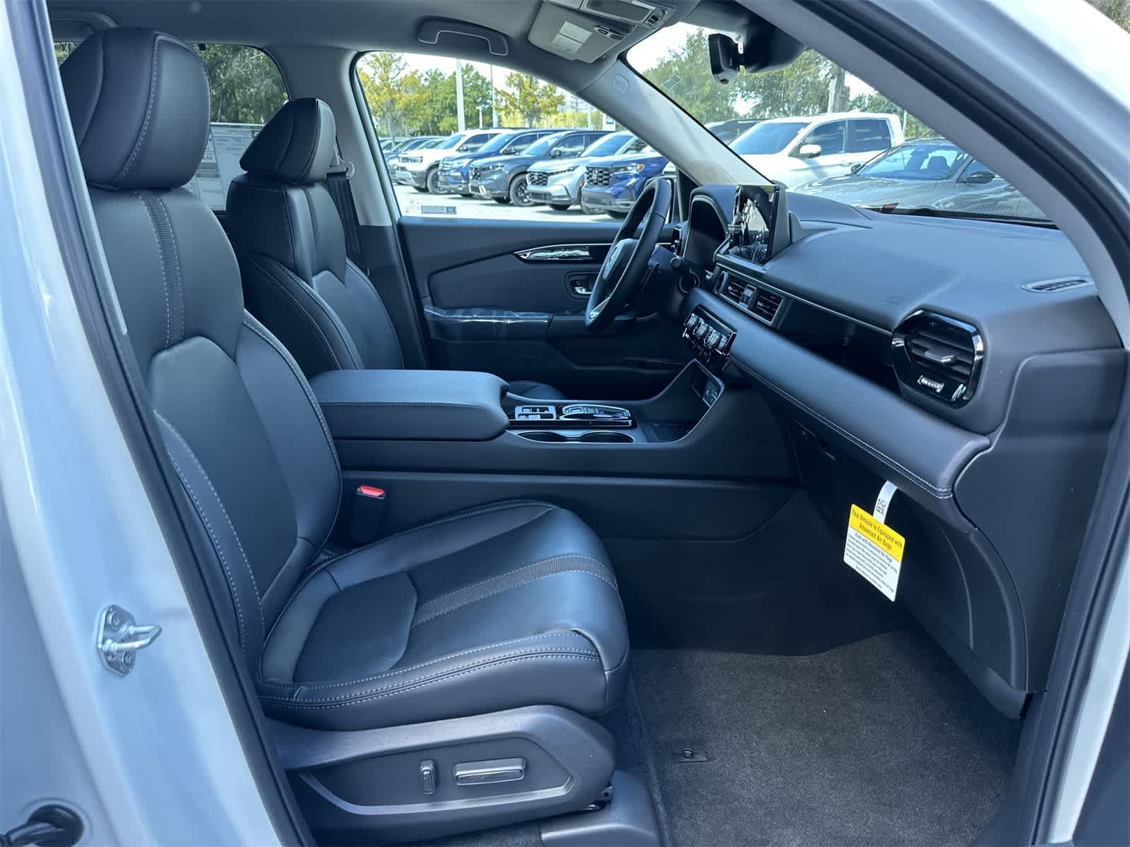 Thumbnail: 2025 Honda Pilot - 17