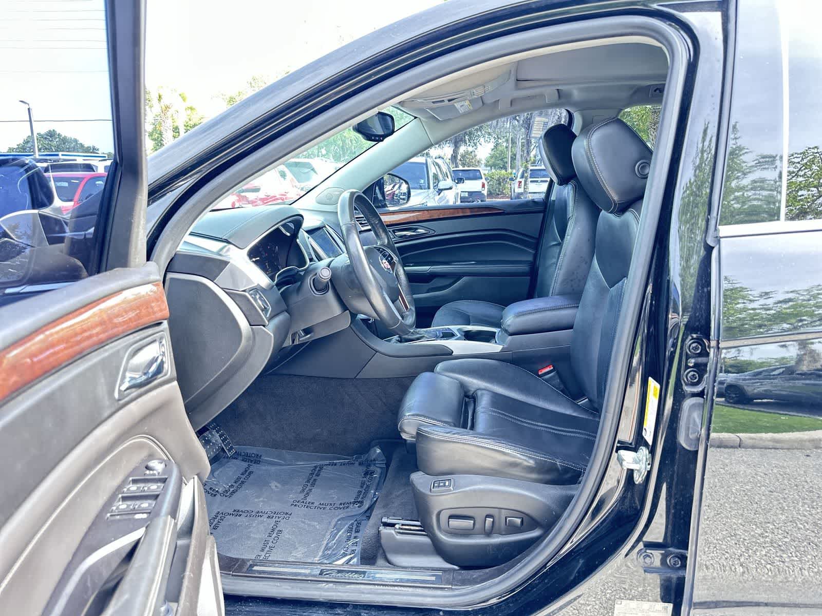 Thumbnail: 2016 Cadillac SRX - 2