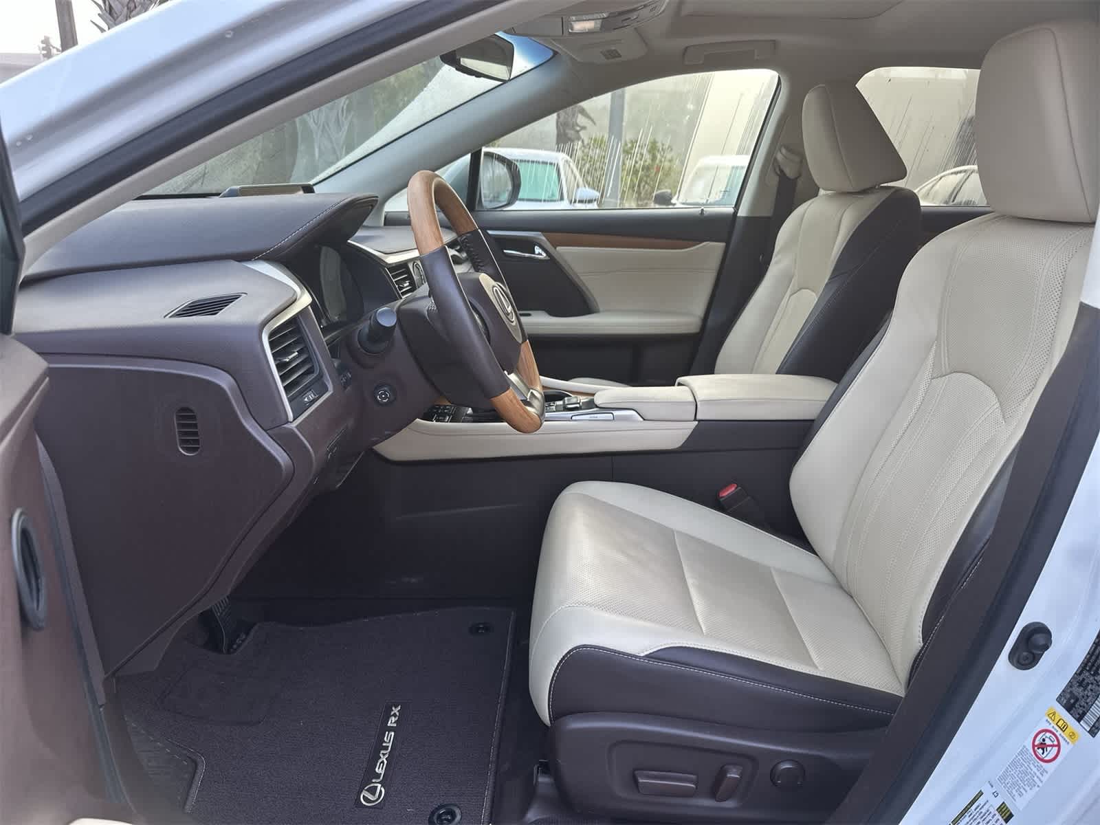 Thumbnail: 2018 Lexus RX - 13