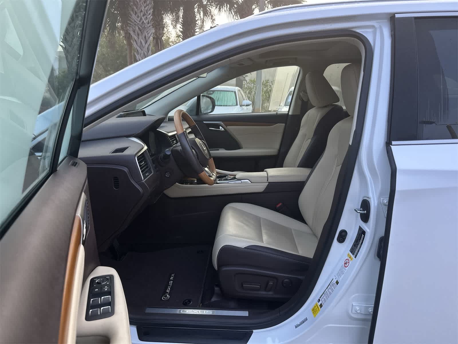 Thumbnail: 2018 Lexus RX - 2