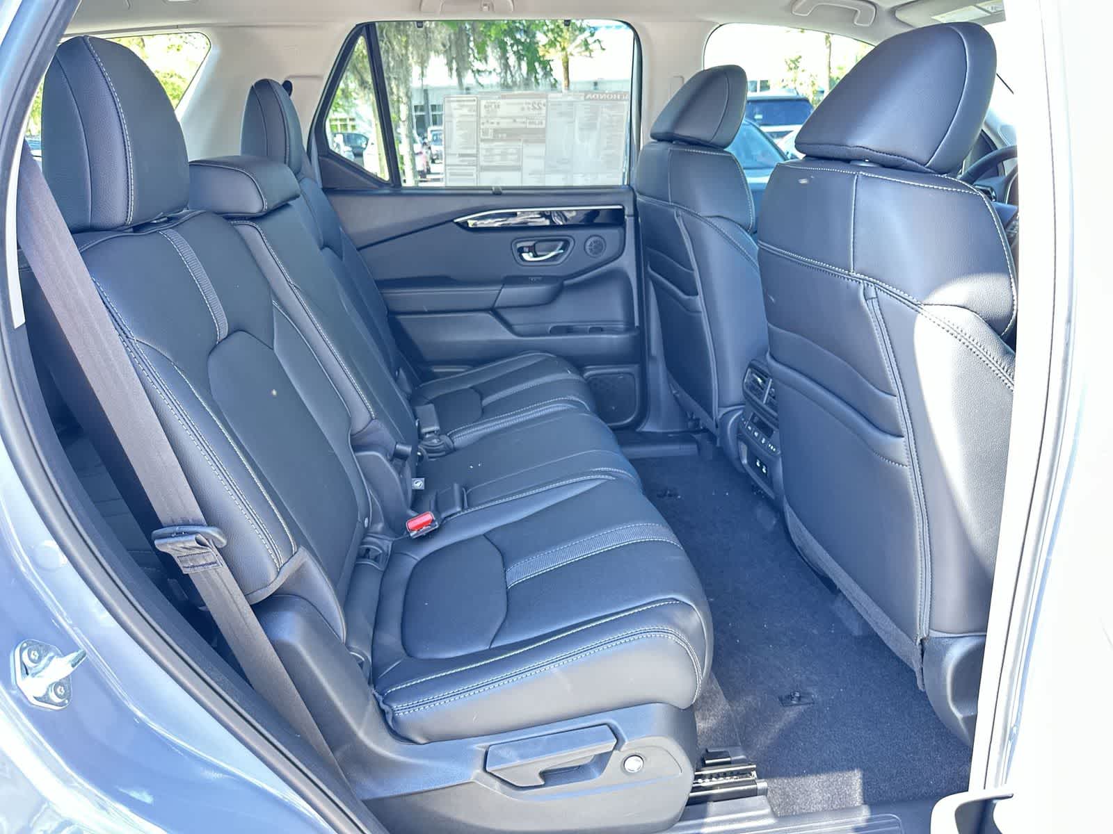Thumbnail: 2026 Honda Pilot - 16