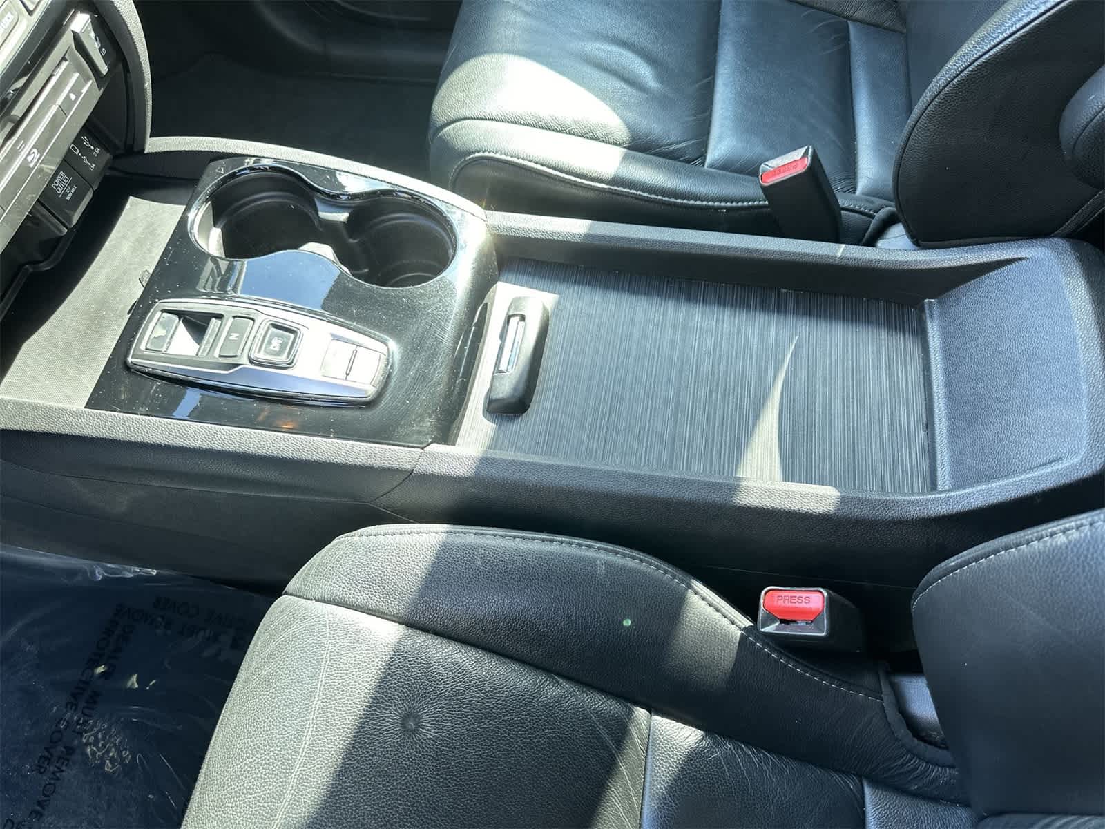 Thumbnail: 2018 Honda Pilot - 19