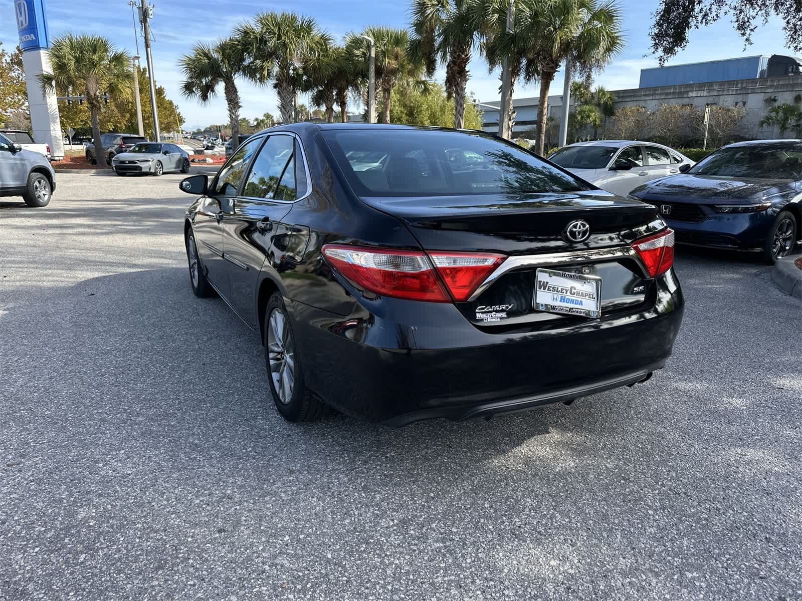 Thumbnail: 2015 Toyota Camry - 4