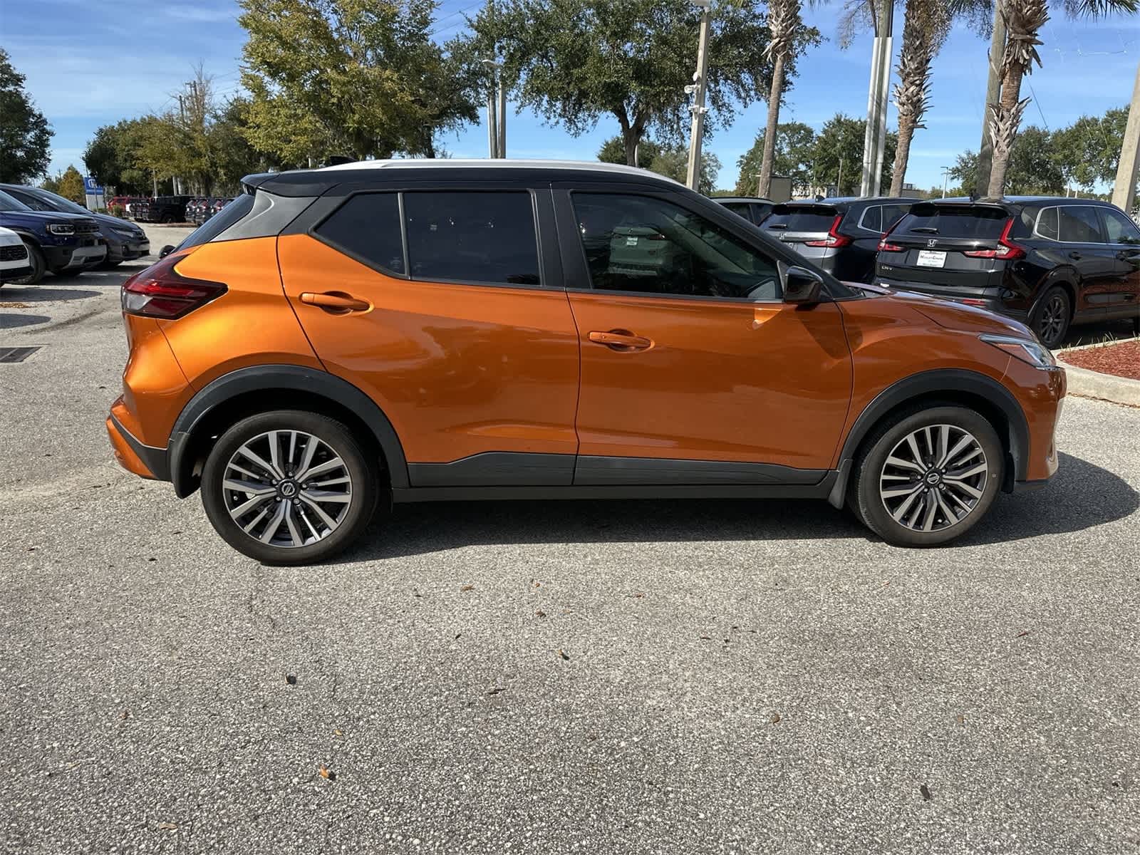 Thumbnail: 2021 Nissan Kicks - 7