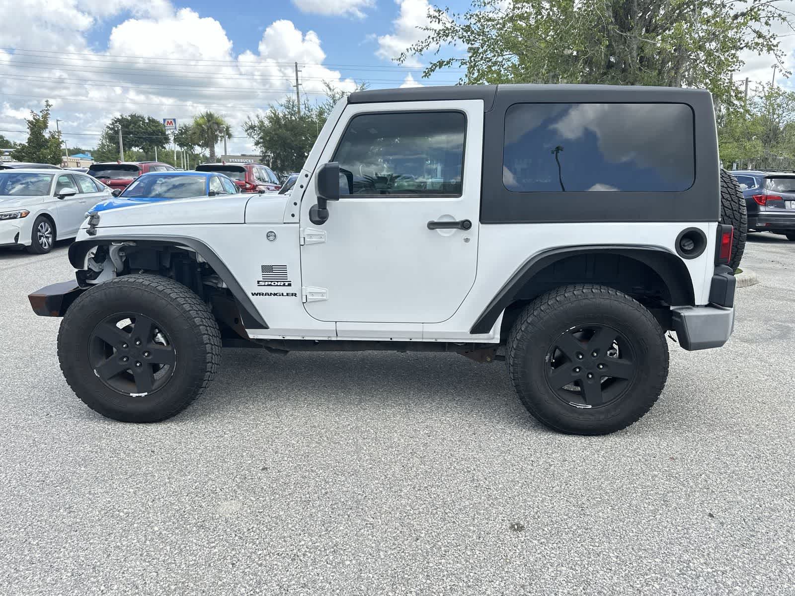 Thumbnail: 2013 Jeep Wrangler - 3