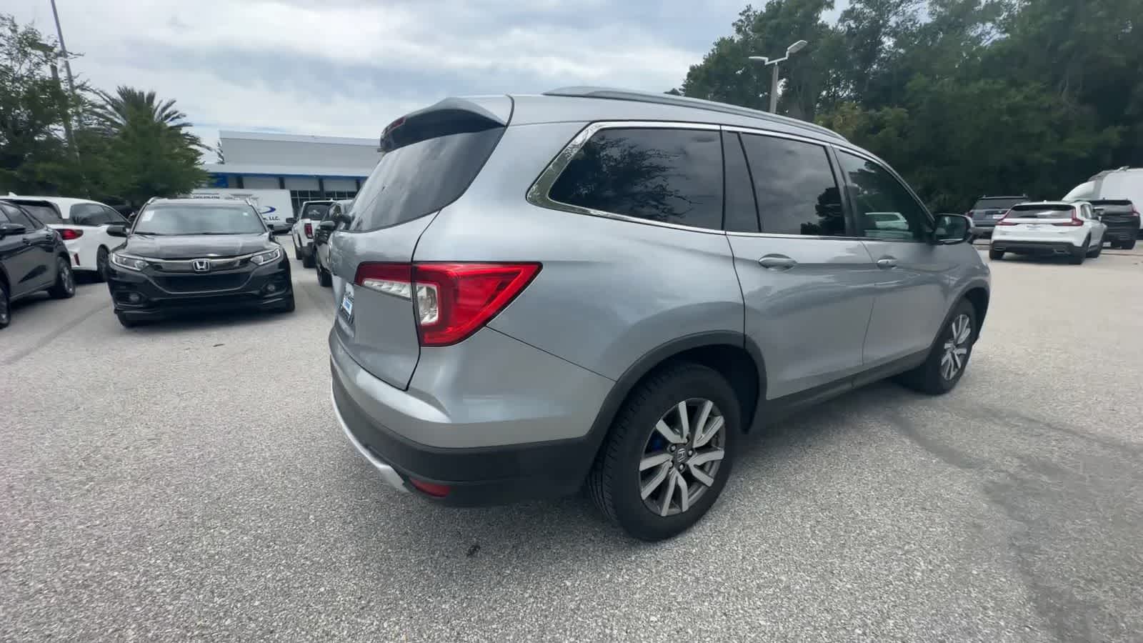 Thumbnail: 2019 Honda Pilot - 8