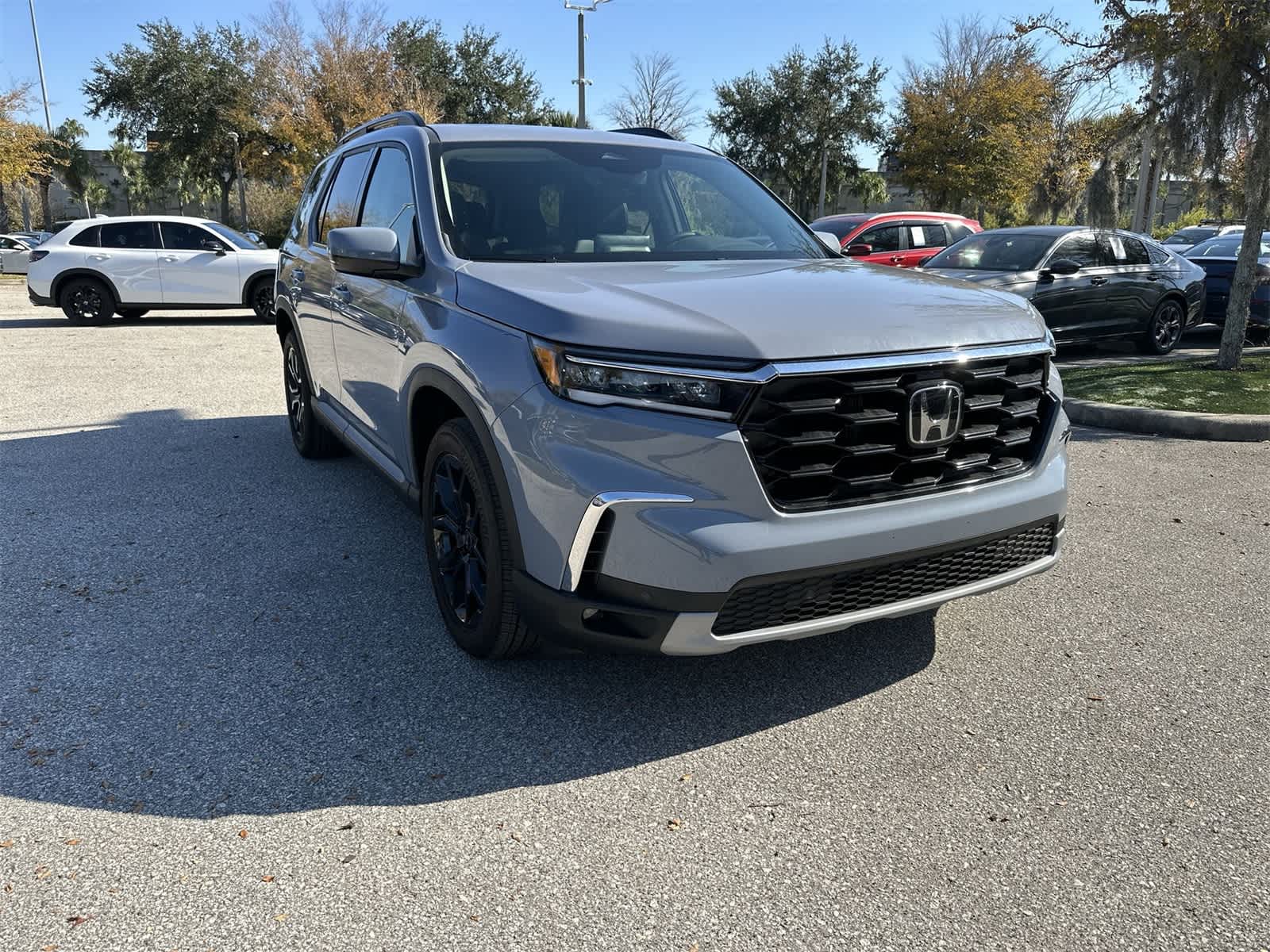 Thumbnail: 2025 Honda Pilot - 8