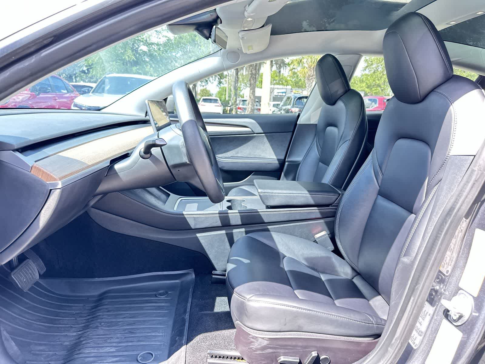 Thumbnail: 2022 Tesla Model 3 - 12