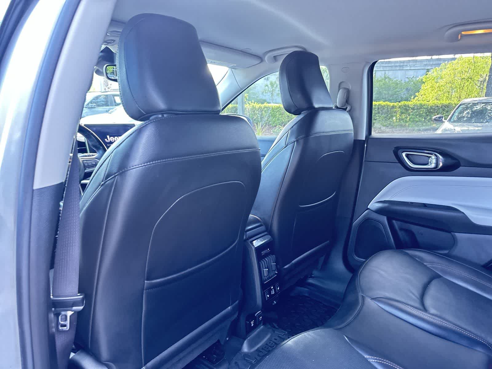 Thumbnail: 2022 Jeep Compass - 14