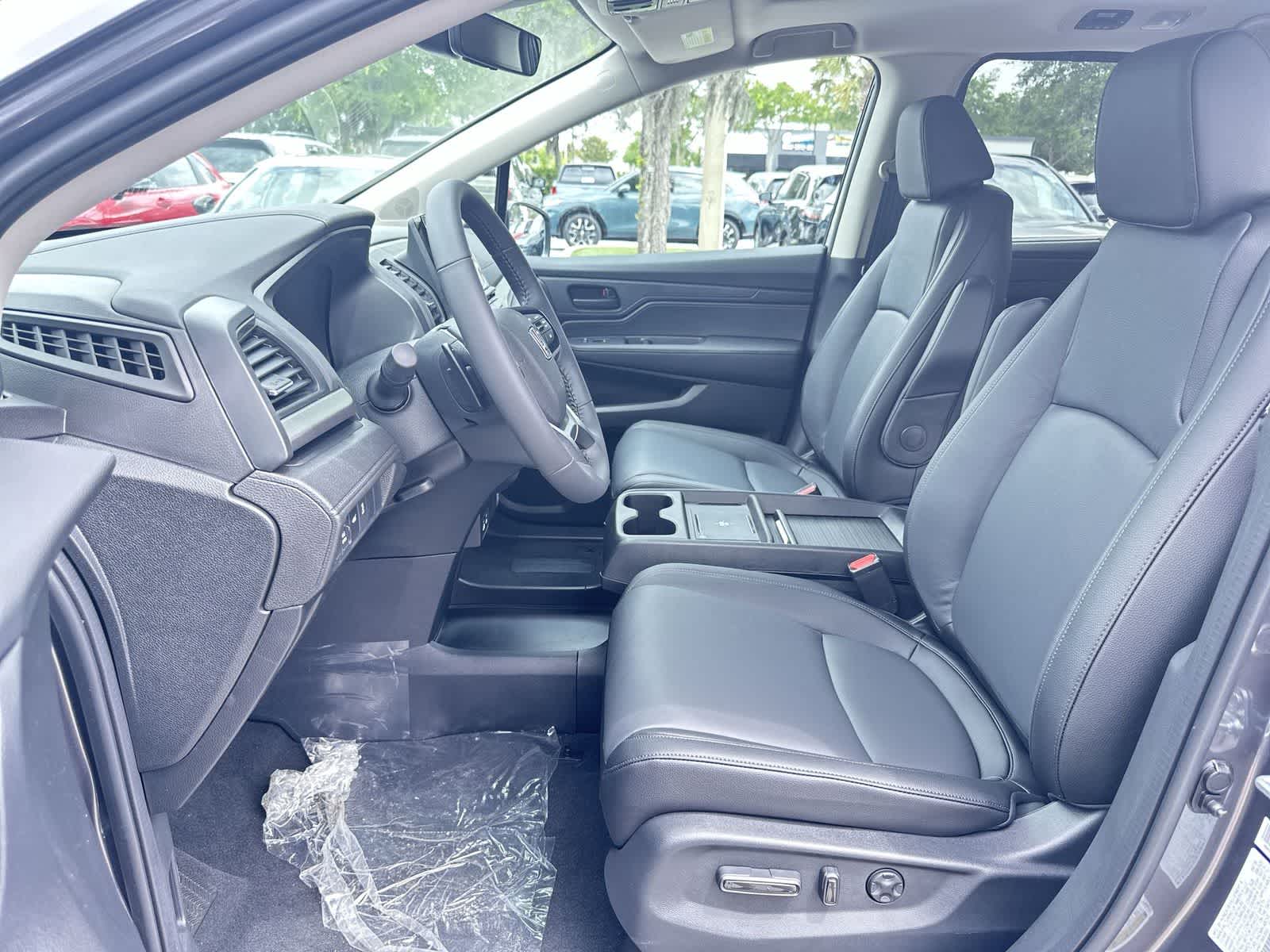 Thumbnail: 2026 Honda Odyssey - 13