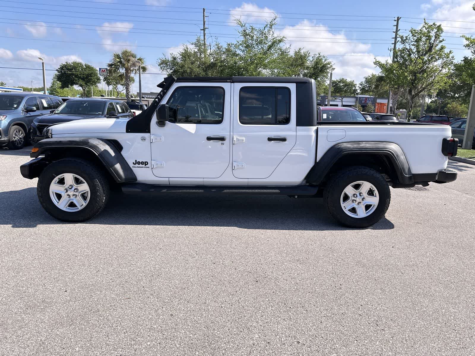 Thumbnail: 2020 Jeep Gladiator - 3
