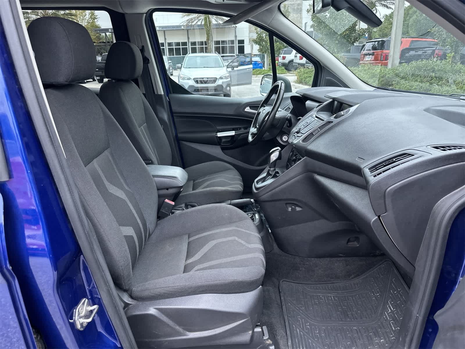 Thumbnail: 2018 Ford Transit Series - 17