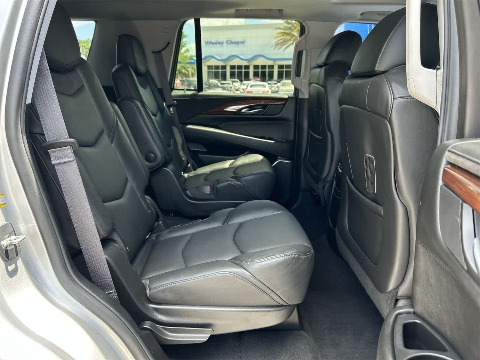 Thumbnail: 2015 Cadillac Escalade - 16