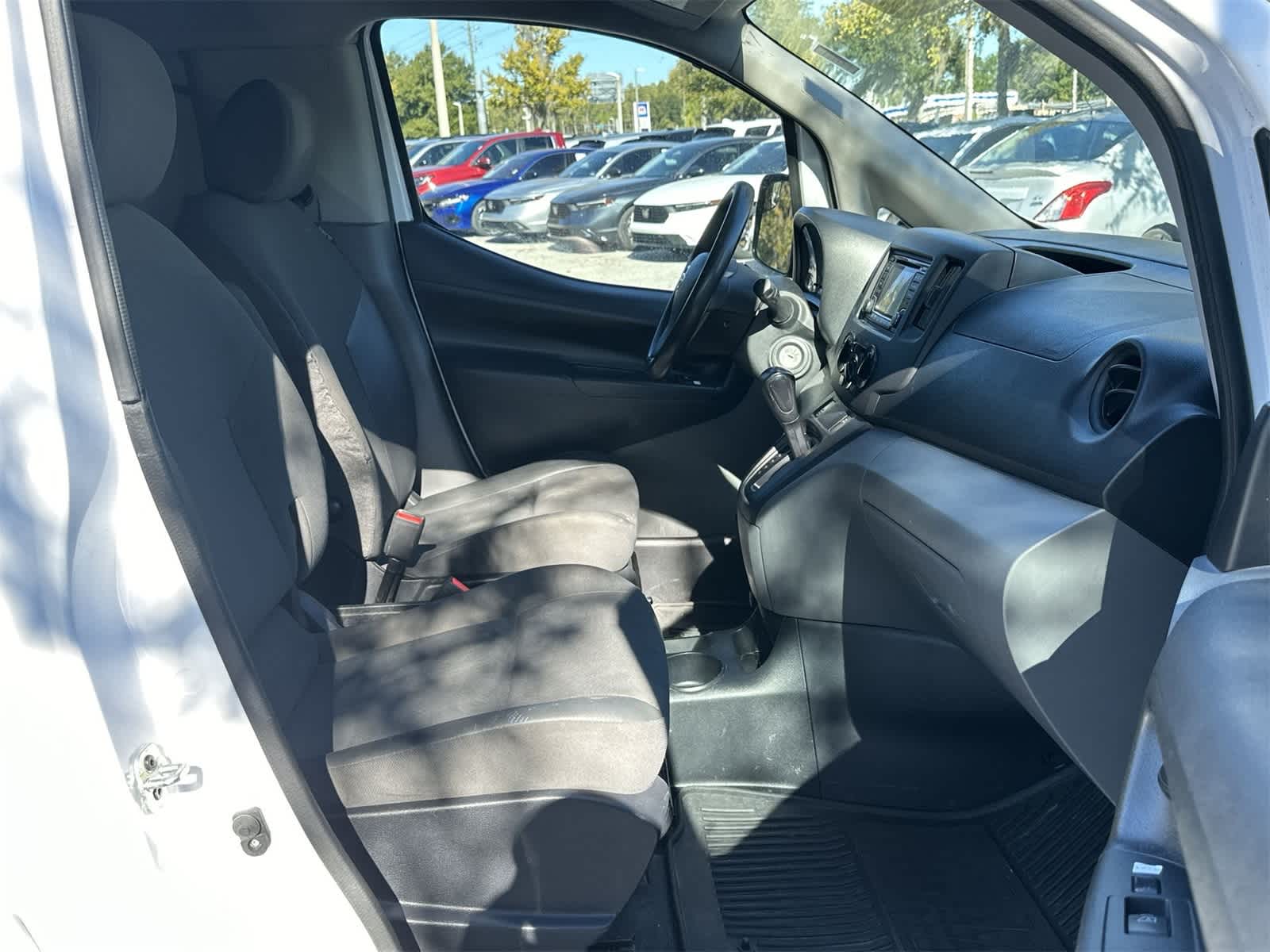 Thumbnail: 2019 Nissan NV200 - 17