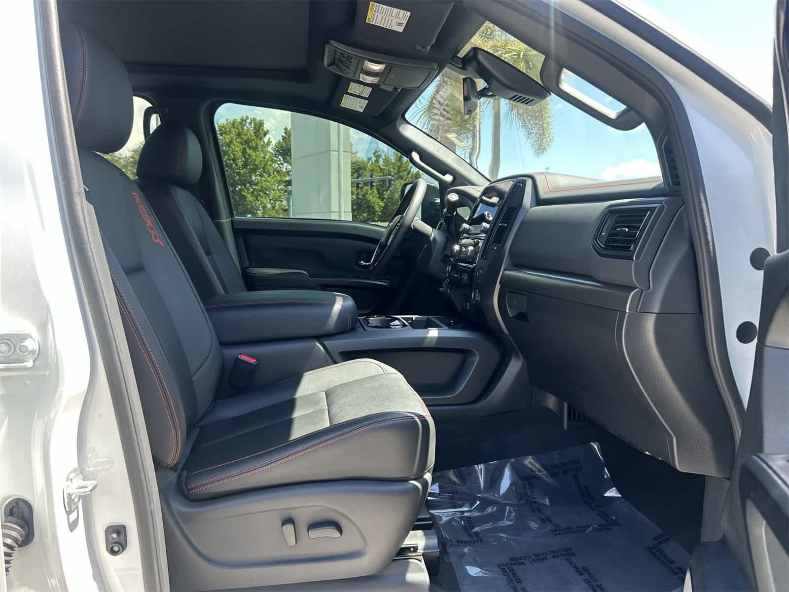 Thumbnail: 2024 Nissan Titan - 17