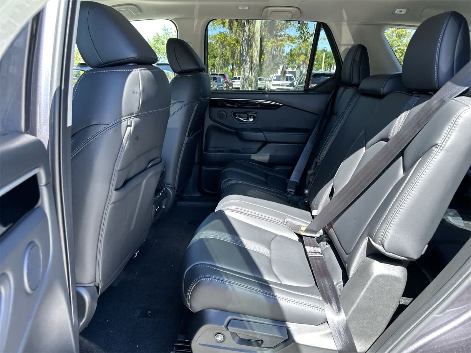 Thumbnail: 2025 Honda Pilot - 15