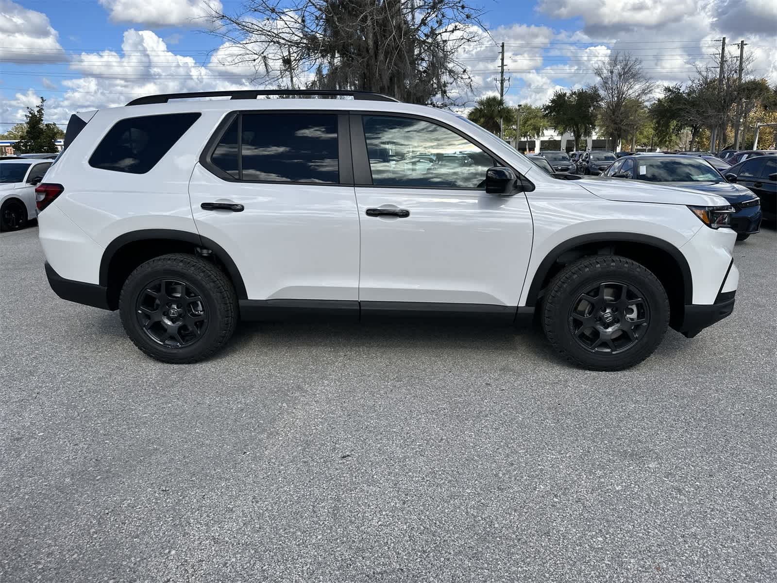 Thumbnail: 2025 Honda Pilot - 7