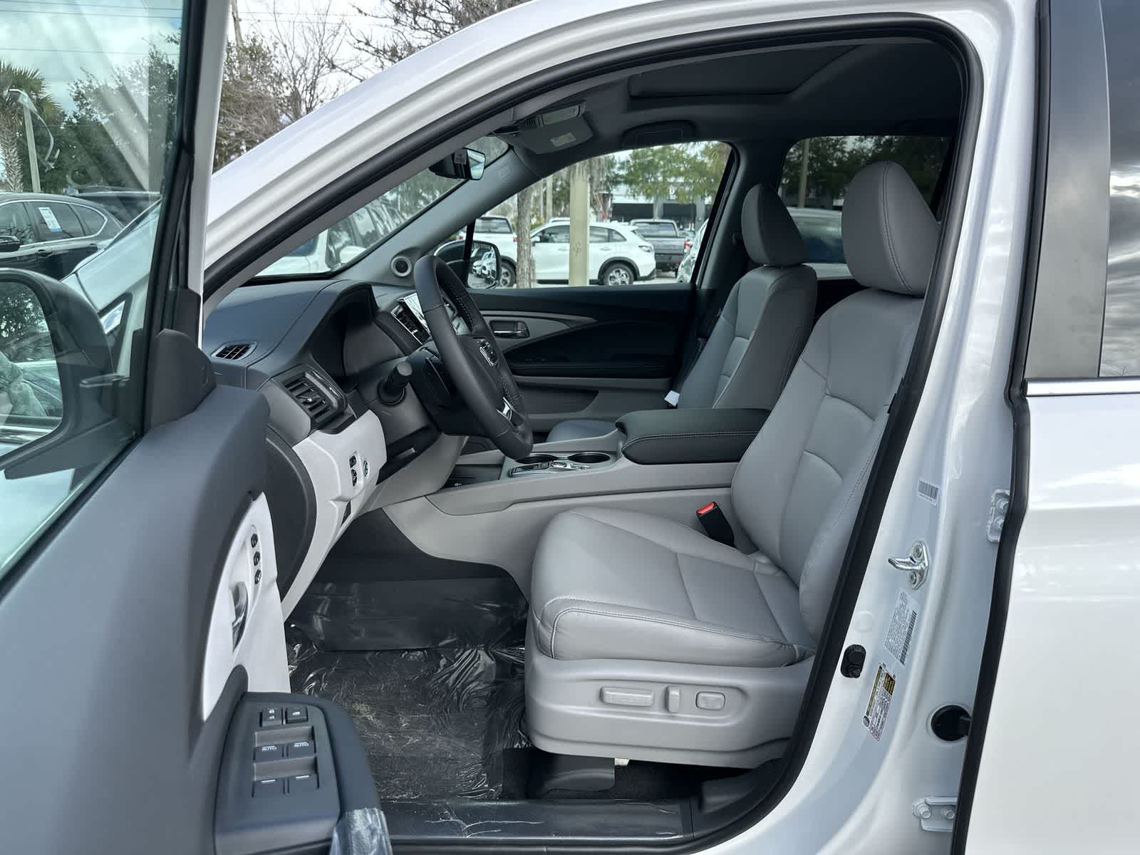 Thumbnail: 2026 Honda Ridgeline - 2