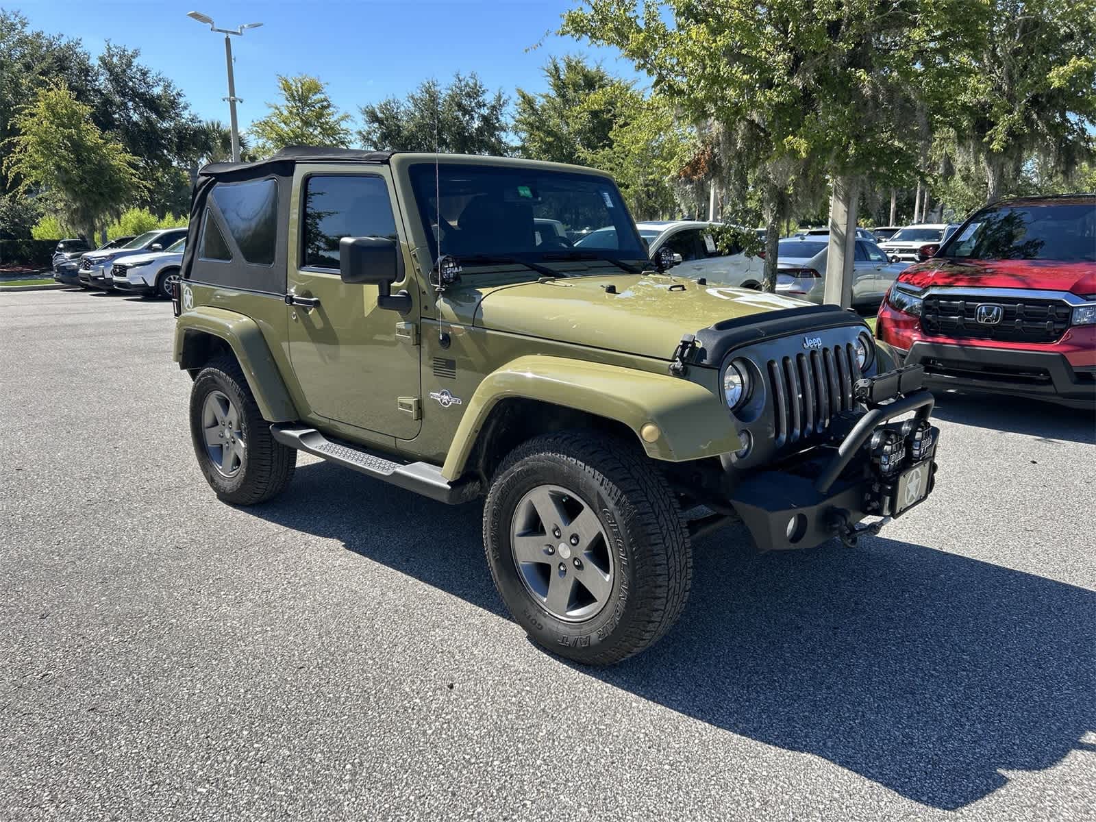 Thumbnail: 2013 Jeep Wrangler - 8
