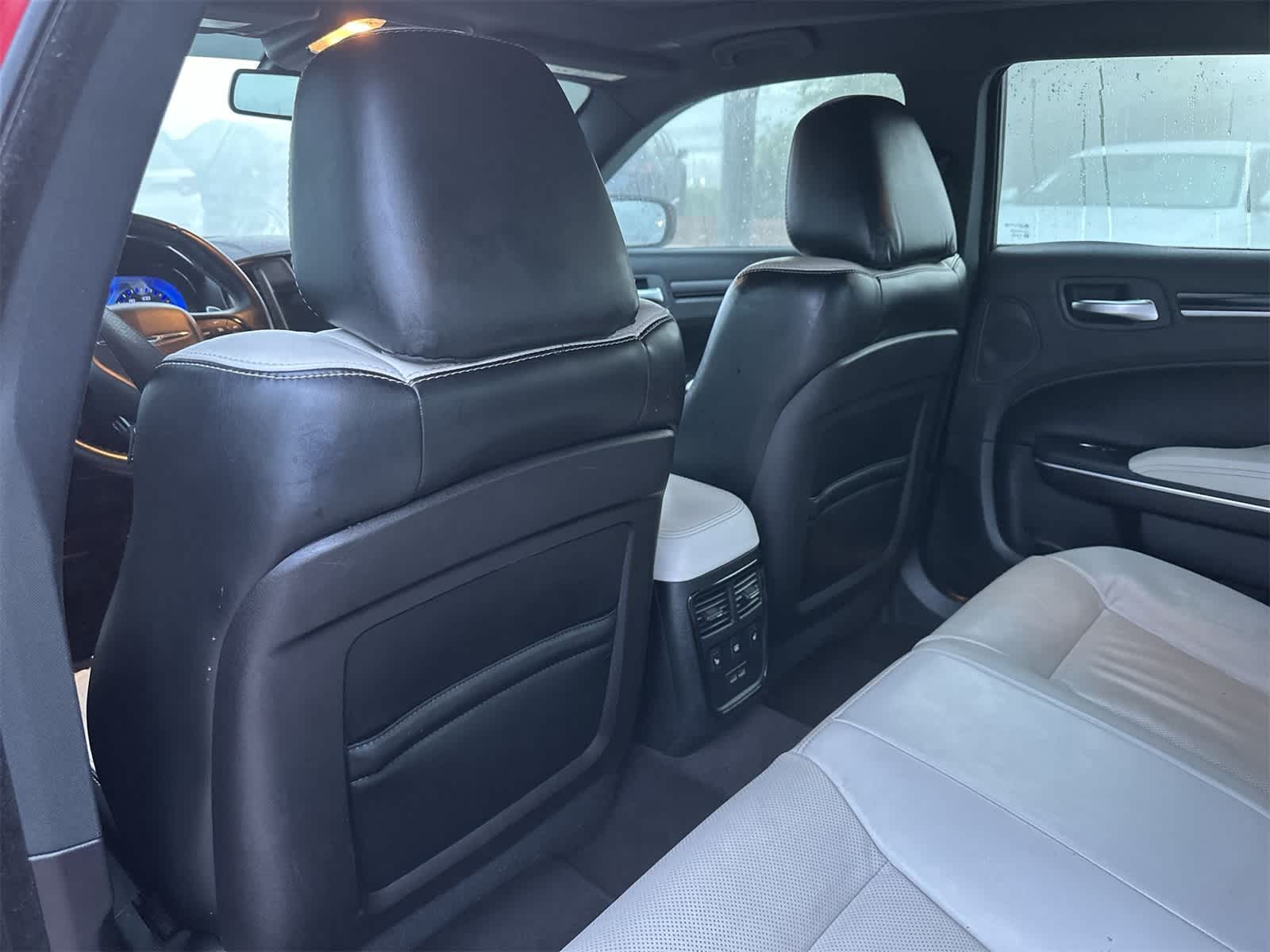 Thumbnail: 2017 Chrysler 300 - 14